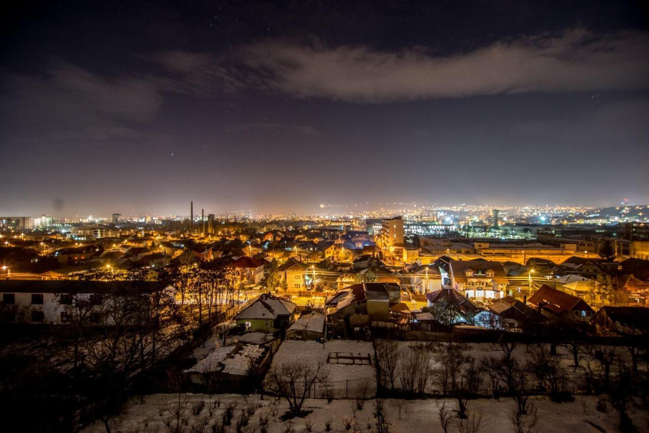 The Aviator Apartment - Jacuzzi & Panoramic View Cluj-Napoca Exterior photo